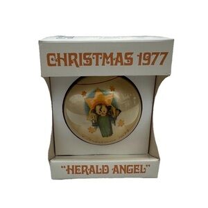 Vintage Schmid Sister Berta Hummel Christmas Ornament 1977 Herald Angel